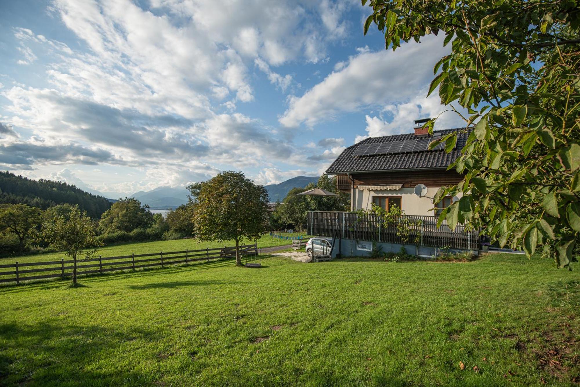 Mirnockahoi - Familienfreundliches Ferienhaus Fuer 4 Erwachsene, Maritimes Bergerlebnis, Panoramablick Von Terrasse Und Balkon, Carinthia, Millstaettersee Ferndorf Exterior foto